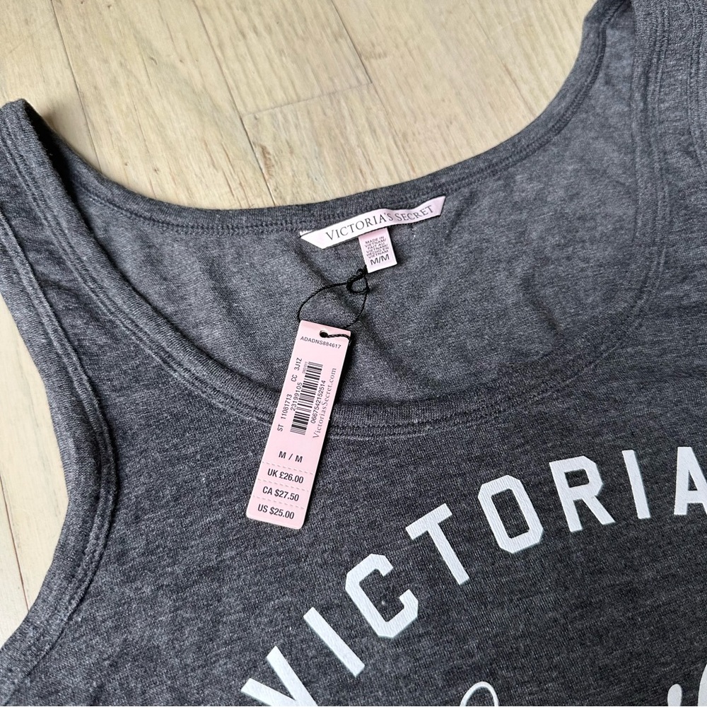 NWT Victoria’s Secret Gray Sleep/Lounge Set - Picture 4 of 9